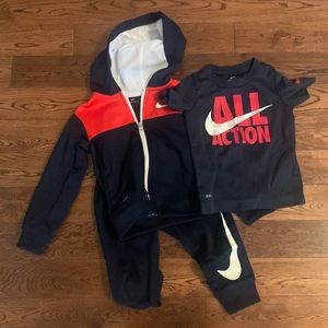 2T Nike jacket/pant set with tshirt